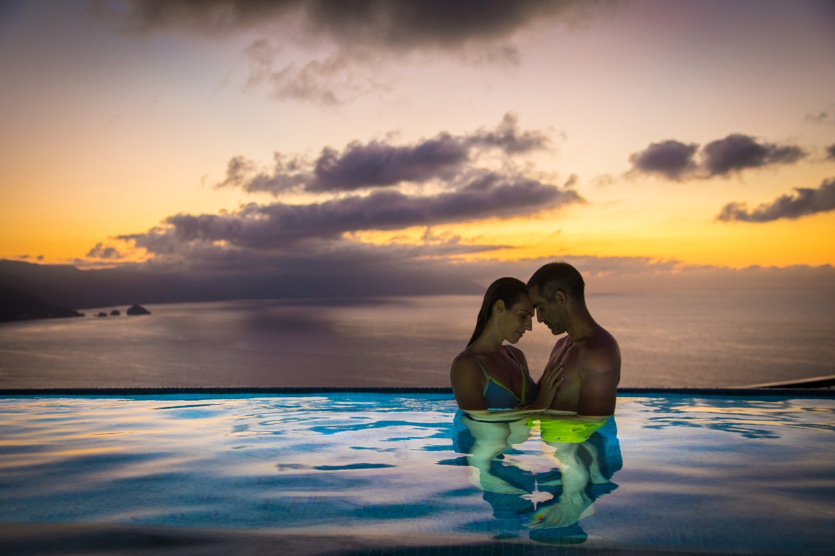 Rooftop Infinity Pool